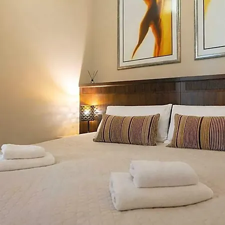 Royal By Wow Homes Hotel