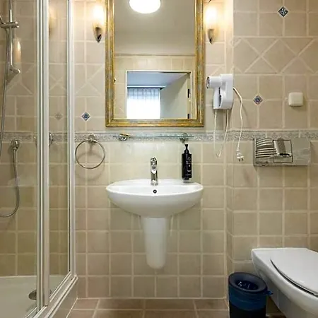 Royal By Wow Homes Hotel 3*
